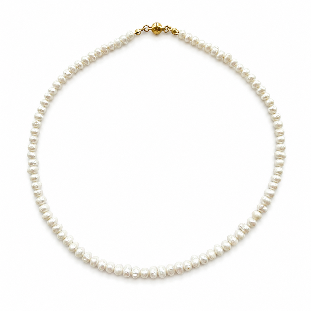 Versa pearl necklace