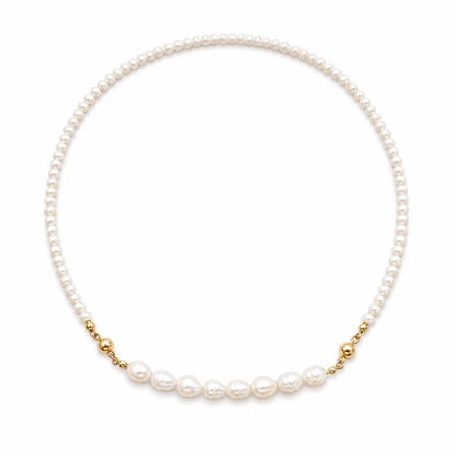 Versa pearl necklace