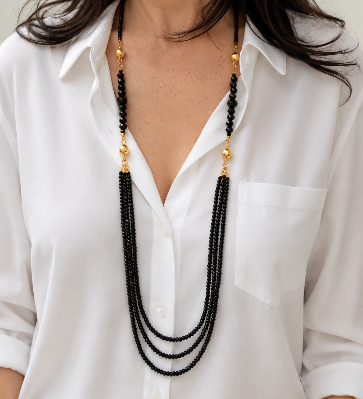 Versa black crystal necklace