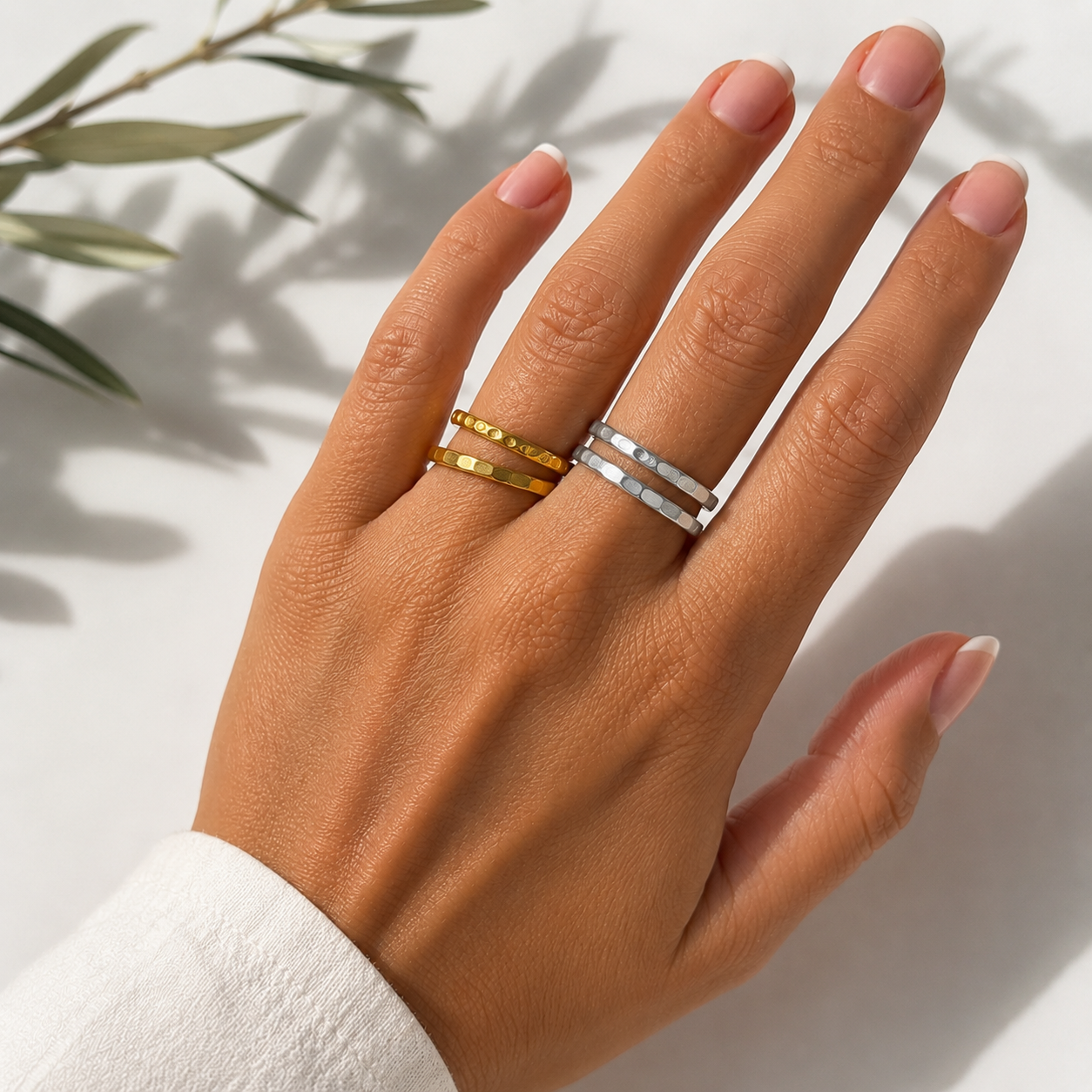Aurelia rings