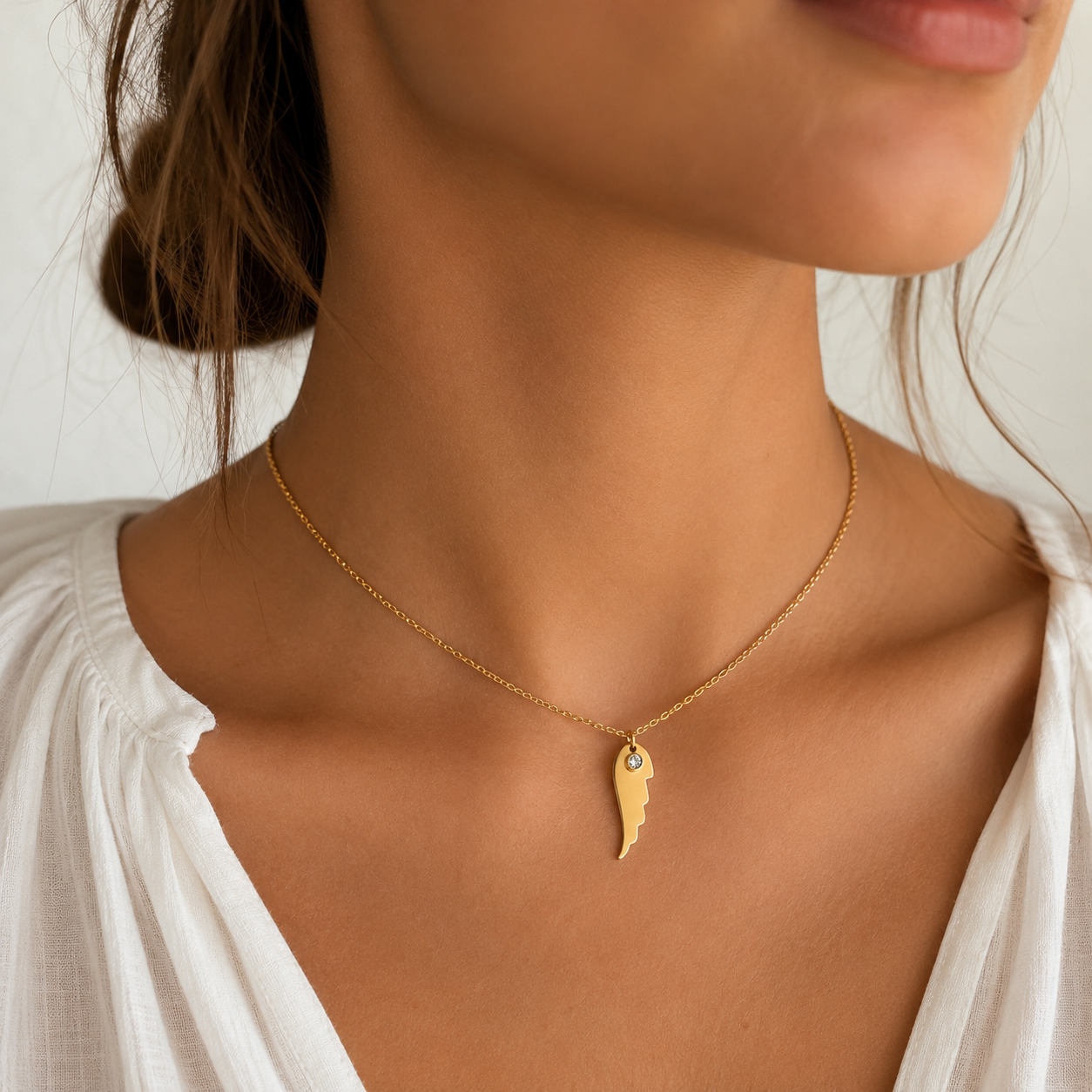 Angel Glow necklace