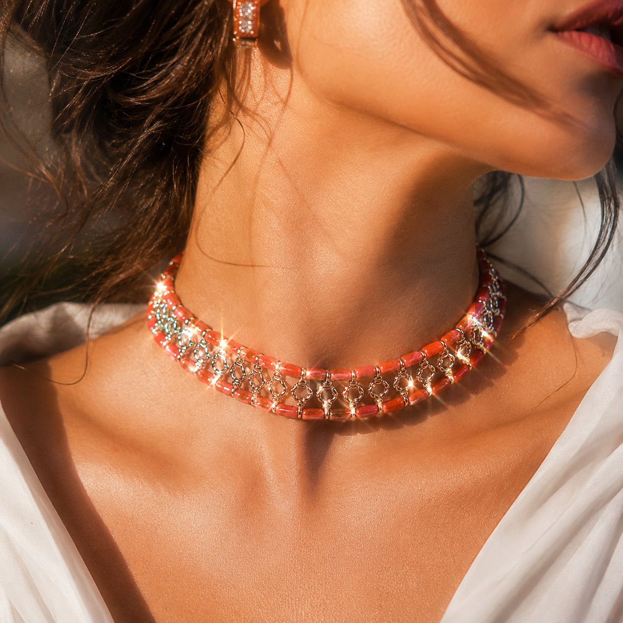 Coral Lumière Choker