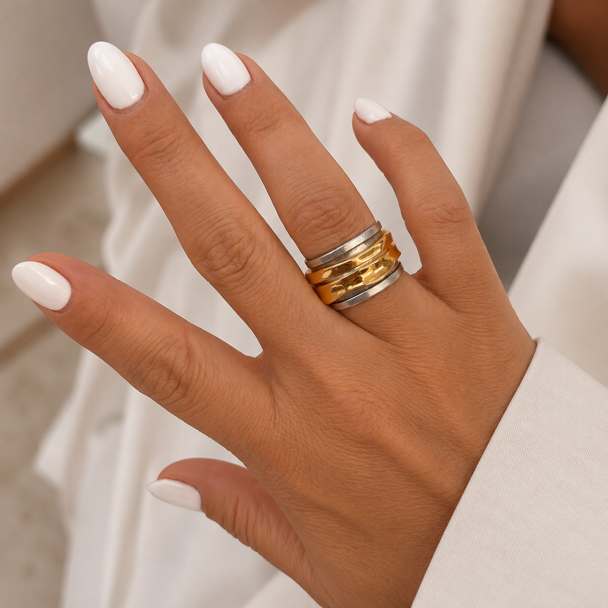 Luna Adjustable Ring
